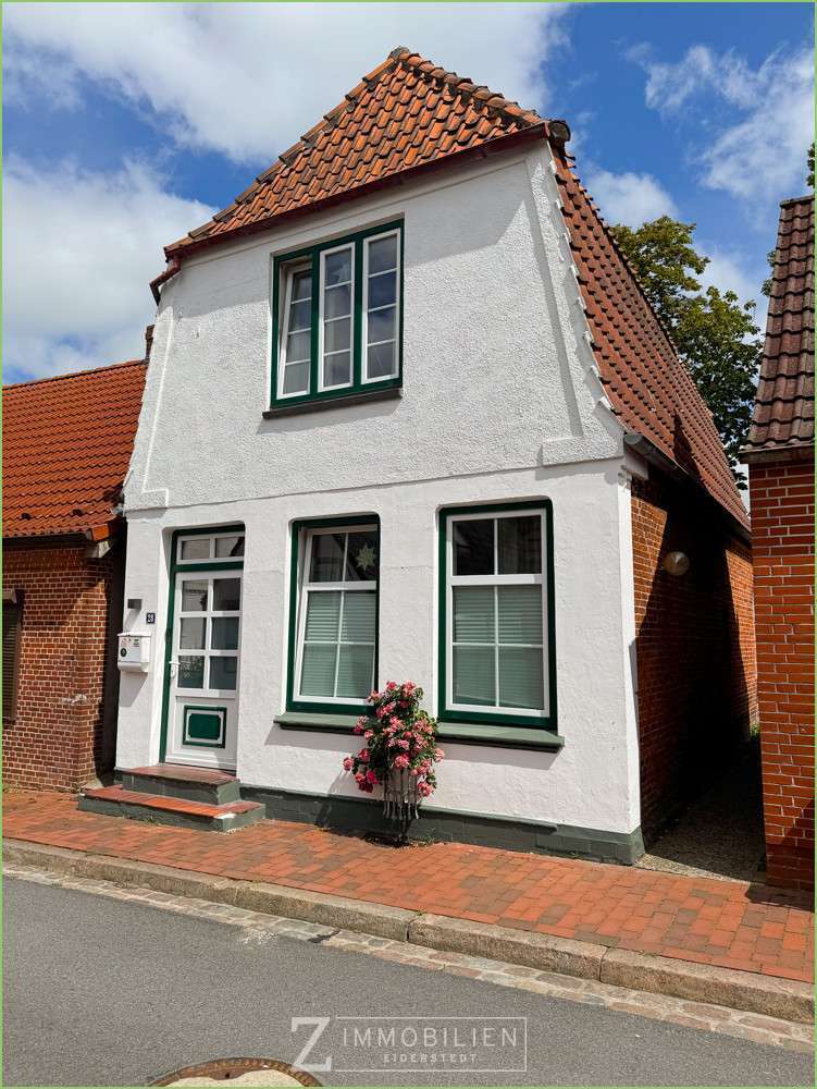 Haus zum Mieten in Garding 830 € 88.76 m²