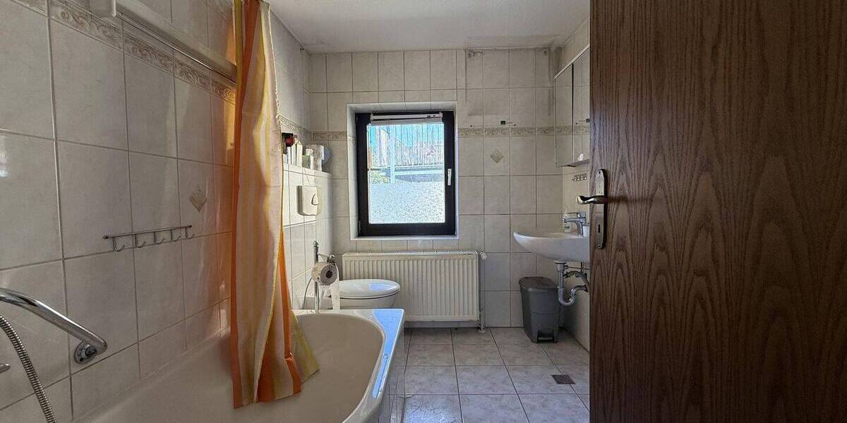 Mehrfamilienhaus, Wohnhaus Eckartsberga - 1 Zimmer, 319 m&sup2;, 169.000&euro; | Angebot:26696950