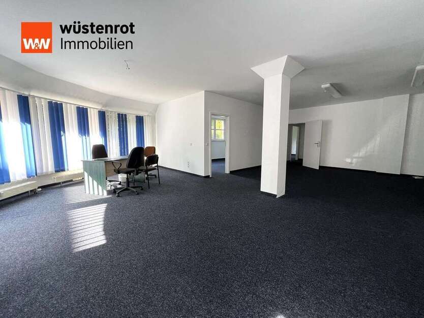 Einzelhandel in Mittweida 710 € 146.03 m²