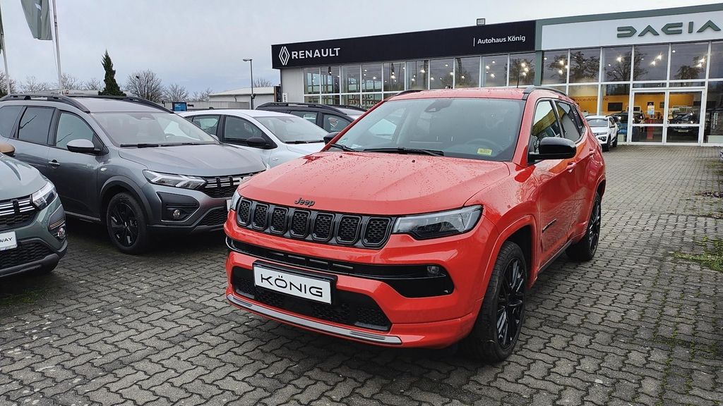 Jeep Compass 19.927 km 26.996 &euro; Massen 03238