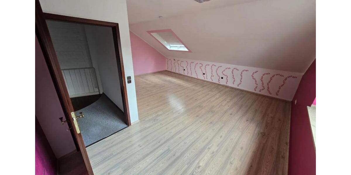 Maisonettenwohnung Eschweiler - 3.5 Zimmer, 115 m&sup2;, 279.000&euro; | Angebot:27024032