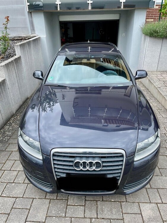Audi A6 (Typ 4F) 220.000 km 6.000 € Dornburg 65599