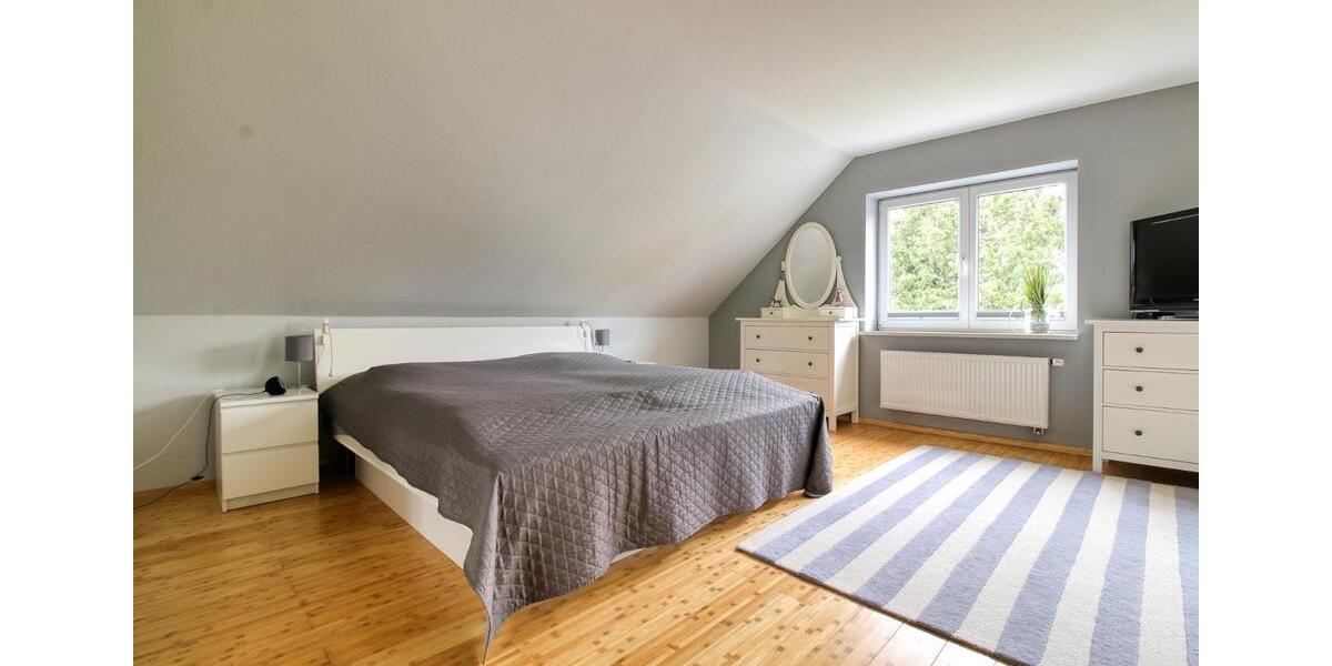 Einfamilienhaus Husum - 6 Zimmer, 228 m&sup2;, 649.000&euro; | Angebot:26663392
