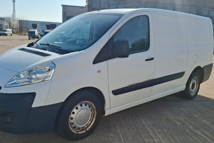 Peugeot Expert 201.905 km 3.999 &euro; Halle 06116