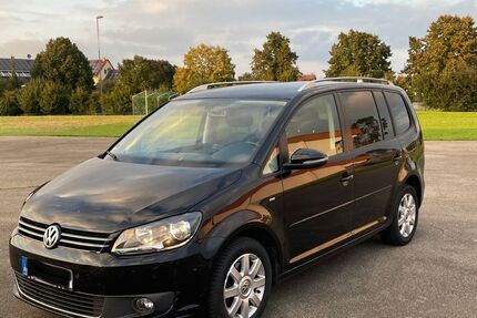 VW Touran 178.500 km 9.800 € Wyhl am Kaiserstuhl 79369