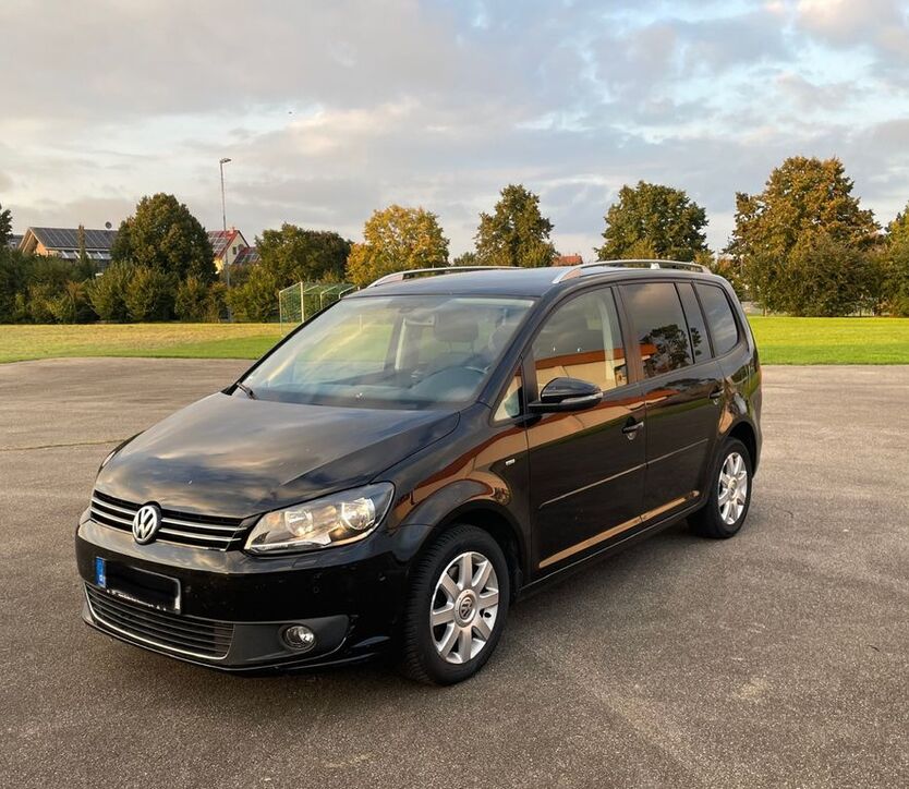 VW Touran 178.500 km 9.800 € Wyhl am Kaiserstuhl 79369