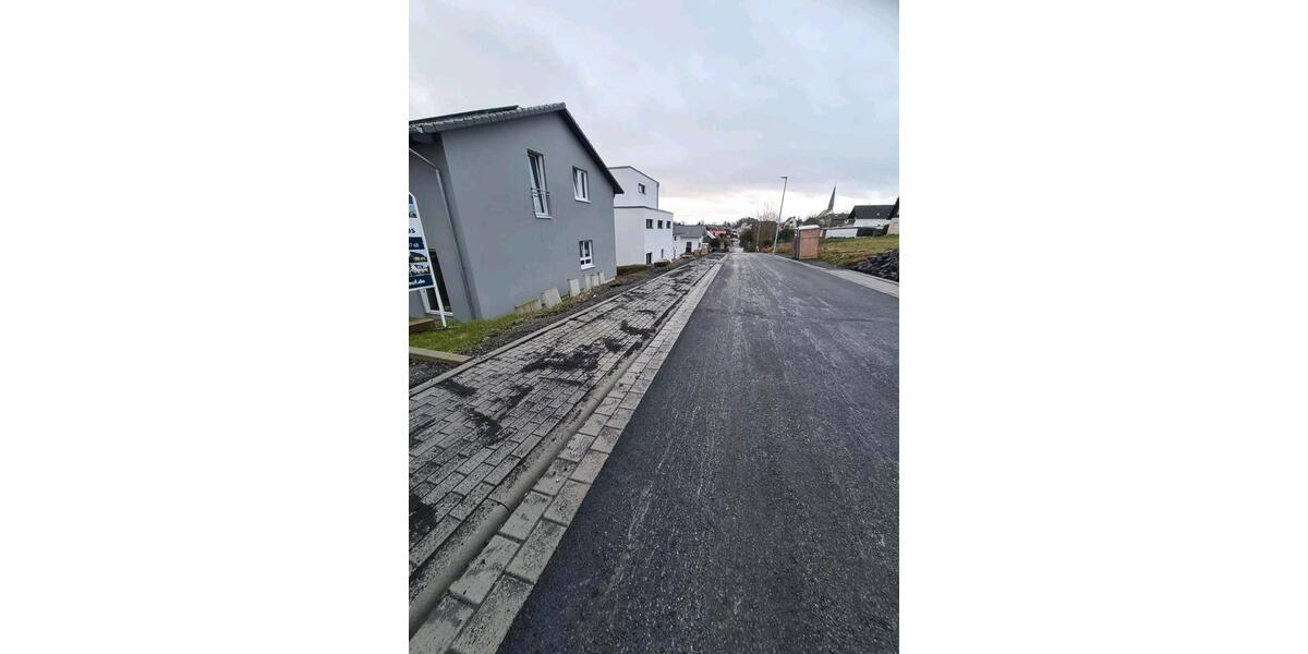 Doppelhaushälfte zur Vermieten für 2 Familien 4 zimmer