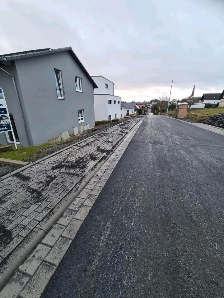 Doppelhaushälfte zur Vermieten für 2 Familien zimmer