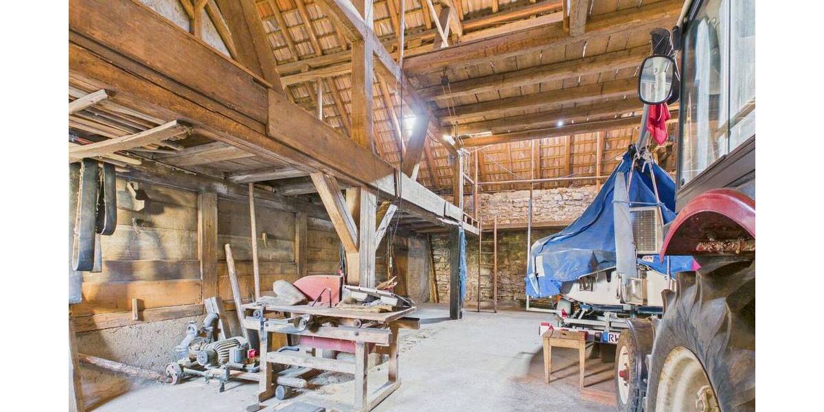 Mehrfamilienhaus, Wohnhaus Blumberg Riedböhringen - 9 Zimmer, 149 m&sup2;, 298.000&euro; | Angebot:26366587