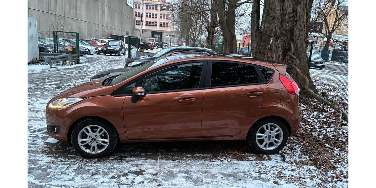 Ford Fiesta 149.000 km 5.499 &euro; Berlin 12099