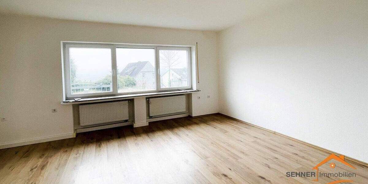 Etagenwohnung Sundern Langscheid - 2 Zimmer, 90 m&sup2;, 159.000&euro; | Angebot:25678848