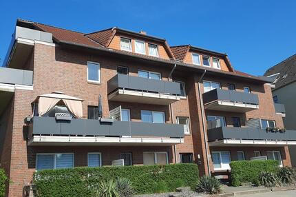 Studio-Appartement mit gr. Balkon-Terasse in ruhiger Lage