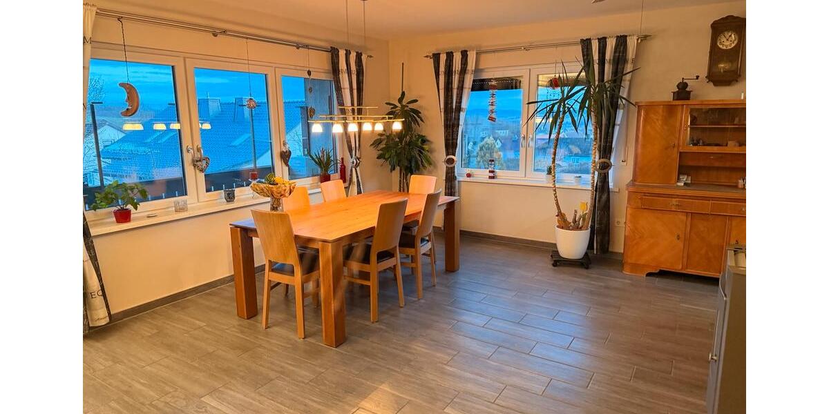 Erdgeschoßwohnung Frankenberg (Eder) - 4 Zimmer, 125 m&sup2;, 1.200&euro; | Angebot:25455197