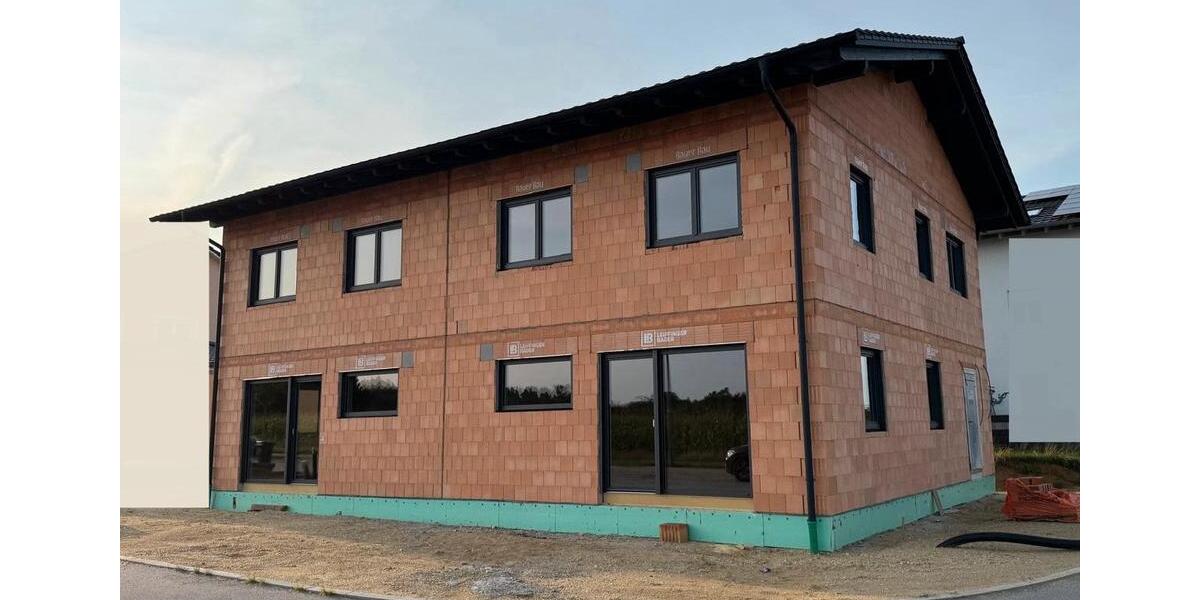 Doppelhaushälfte Ergoldsbach Langenhettenbach - 5 Zimmer, 120 m&sup2;, 1.400&euro; | Angebot:24844307