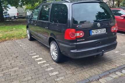VW Sharan 226.000 km 2.200 € Nürnberg 90461