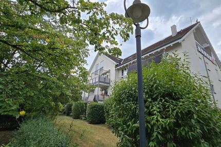Wohnung Radolfzell am Bodensee - 2 Zimmer, 58 m&sup2;, 196.000&euro; | Angebot:26957446