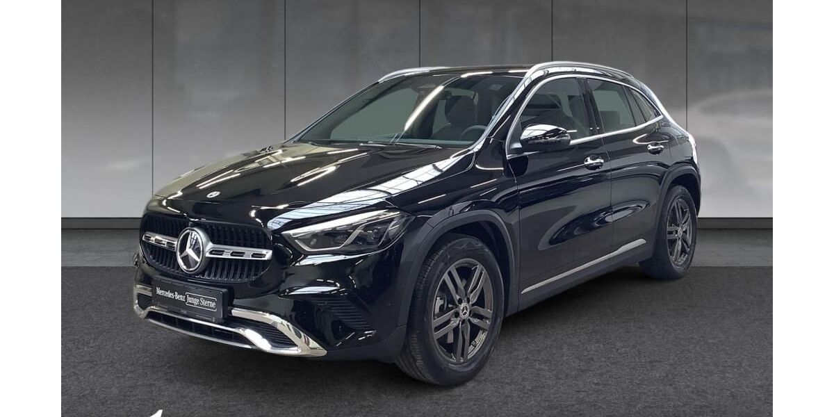 Mercedes-Benz GLA 220 8.000 km 45.850 &euro; Sondershausen 99706