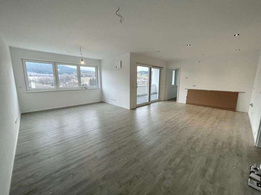 Wohnung zum Mieten in Viechtach 950 € 94 m²
