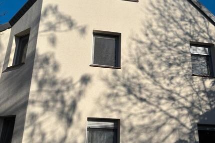 Haus Arneburg - 11 Zimmer, 297 m&sup2;, 300.000&euro; | Angebot:26055006