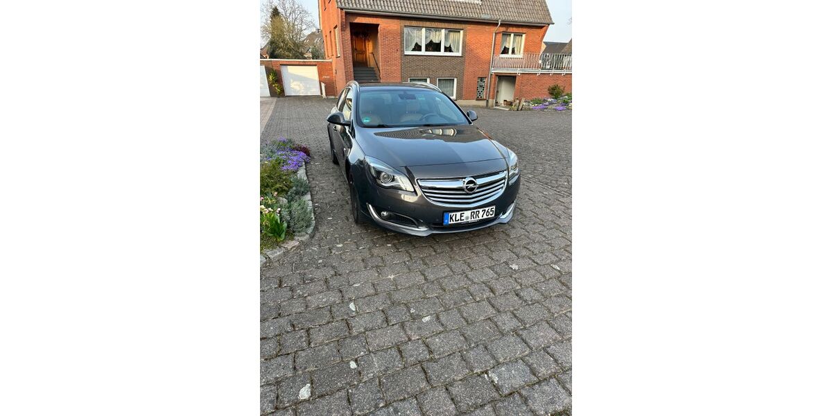 Opel Insignia 191.019 km 8.499 &euro; Rees 46459