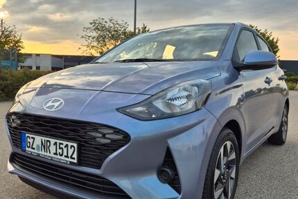 Hyundai i10 10.300 km 16.499 &euro; Jettingen-Scheppach 89343