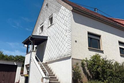 Haus Wadern - 8 Zimmer, 140 m&sup2;, 149.000&euro; | Angebot:27092516