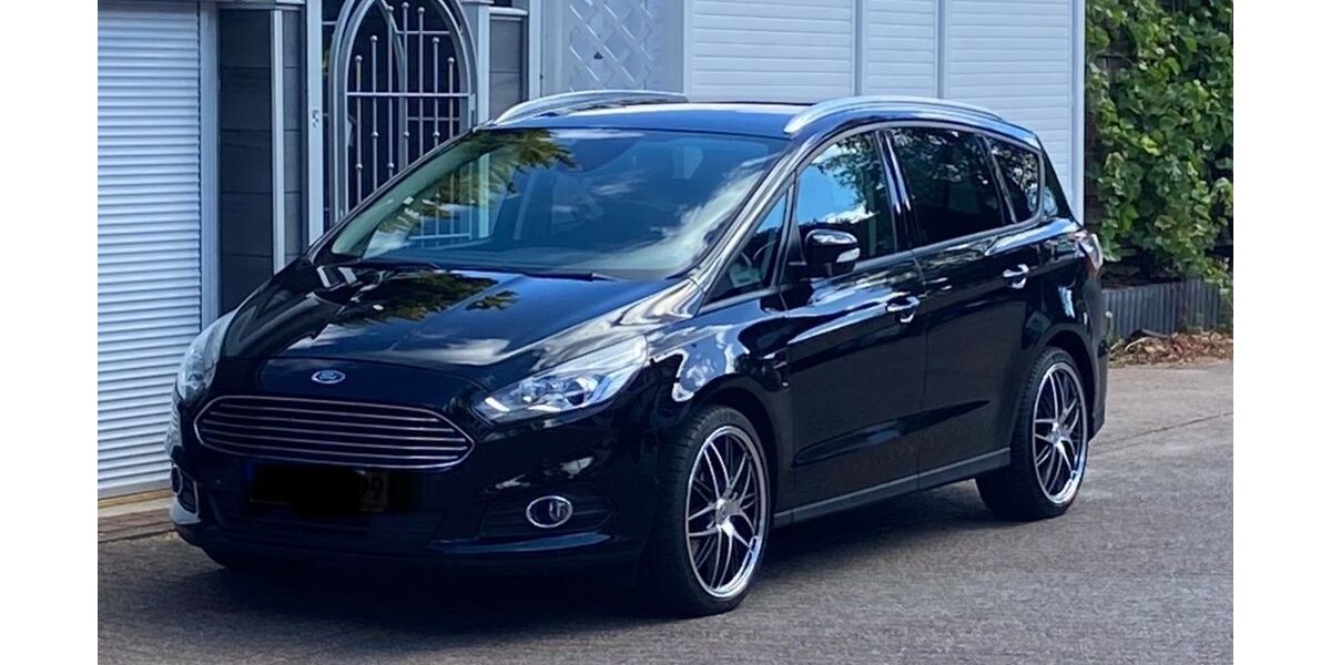 Ford S-Max 158.000 km 13.199 &euro; Hamburg 21031