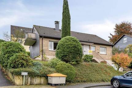 Hier können Sie den Sommer im eigenen Garten genießen. - Haus Radevormwald / Dahlerau Dahlerau | Angebot:25536540