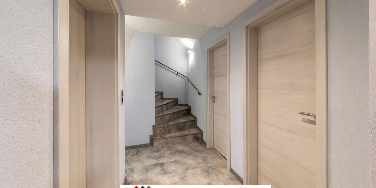 Traumhaftes REH mit 168qm WF und 400qm GS, inkl. Garten + Balkon, Garage, hochwertig kernsaniert 6 zimmer