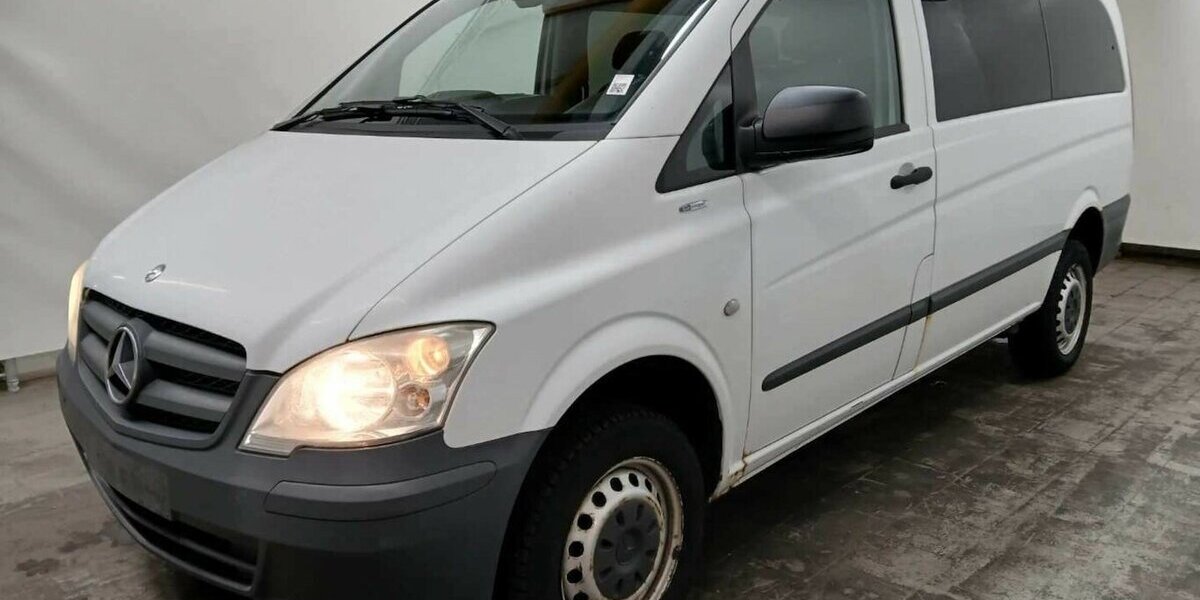 Mercedes-Benz Vito Kombi 4x4 116 CDI lang 4x4 8 Sitze 254.900 km 13.950 &euro; Badem 54657