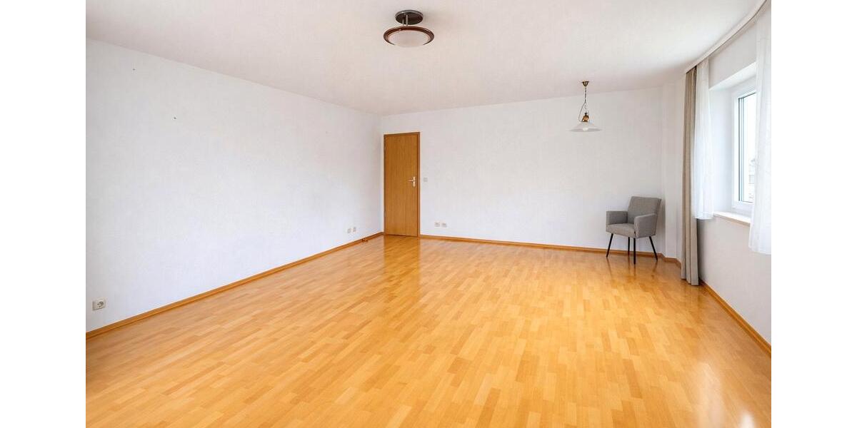 Erdgeschoßwohnung Krumbach (Schwaben) - 3 Zimmer, 96 m&sup2;, 999&euro; | Angebot:26609489