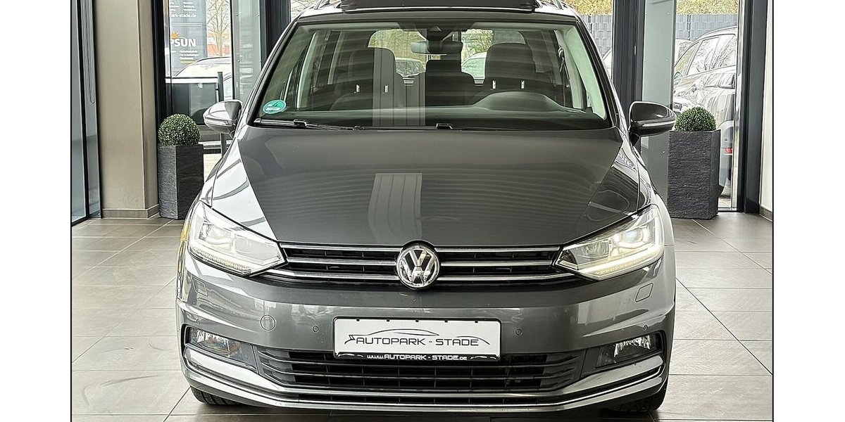 VW Touran 2.0 TDI Highline LED Pano Kam ACC Massage 140.000 km 18.999 &euro; Stade 21682