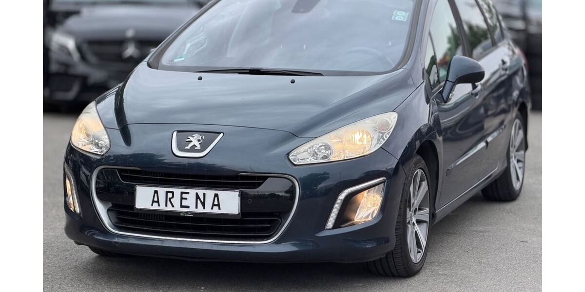 Peugeot 308 129.000 km 5.999 &euro; Nürnberg 90431