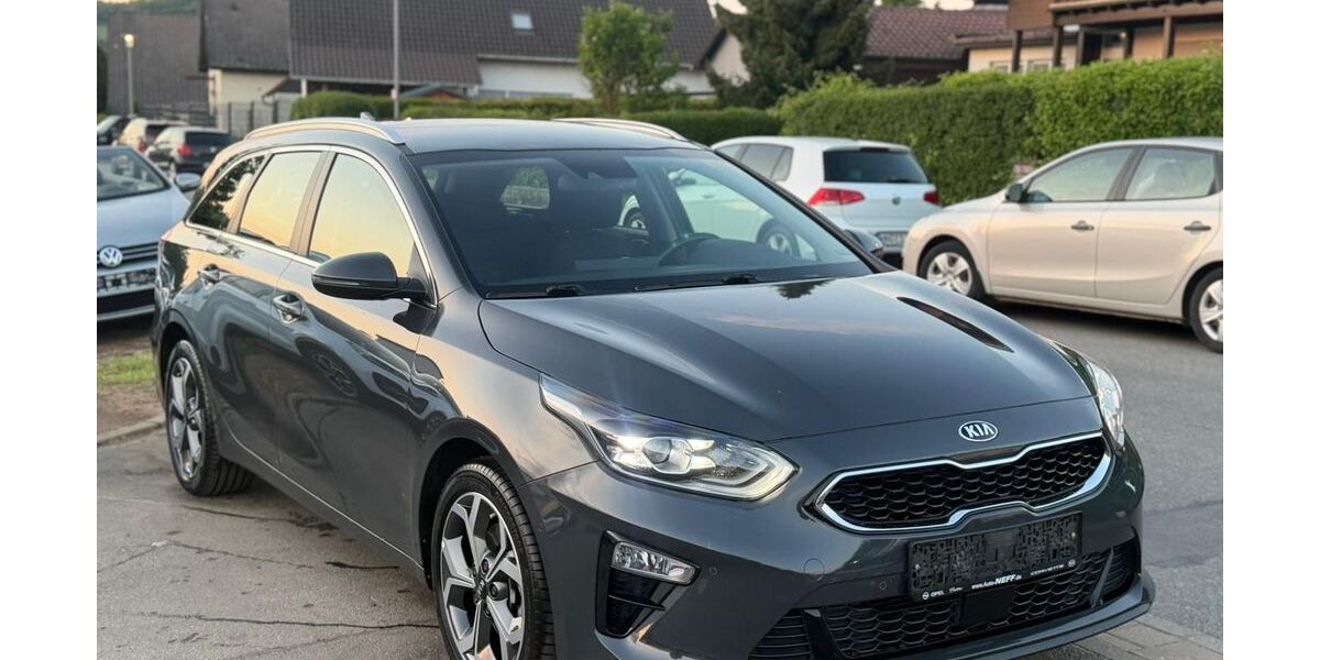 Kia ceed / Ceed 86.000 km 15.999 &euro; Gundelsheim 74831