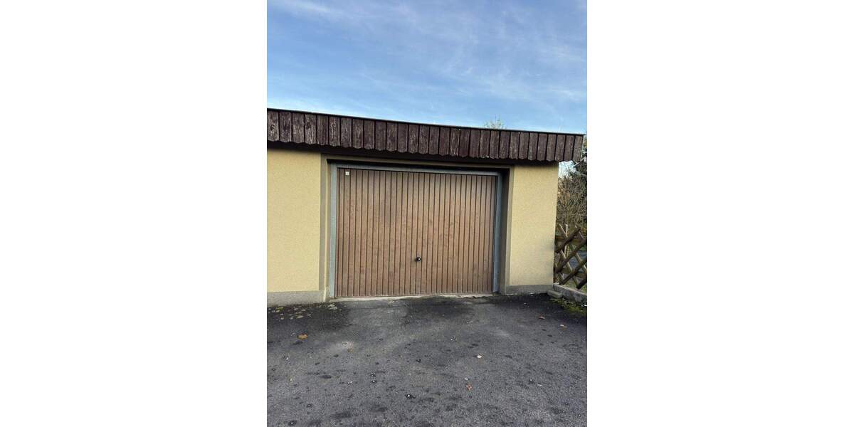 Doppelhaushälfte Grabfeld Rentwertshausen - 9 Zimmer, 120 m&sup2;, 45.000&euro; | Angebot:25770590