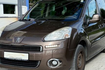 Peugeot Partner 199.000 km 3.790 € München 81243