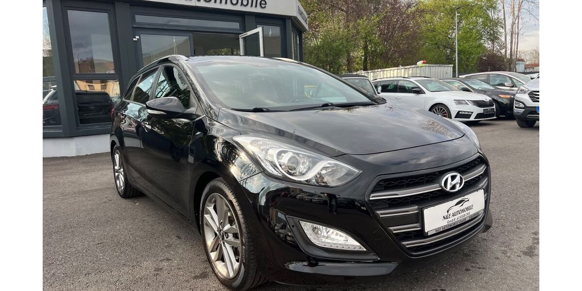 Hyundai i30 110.000 km 9.990 &euro; Augsburg 86165