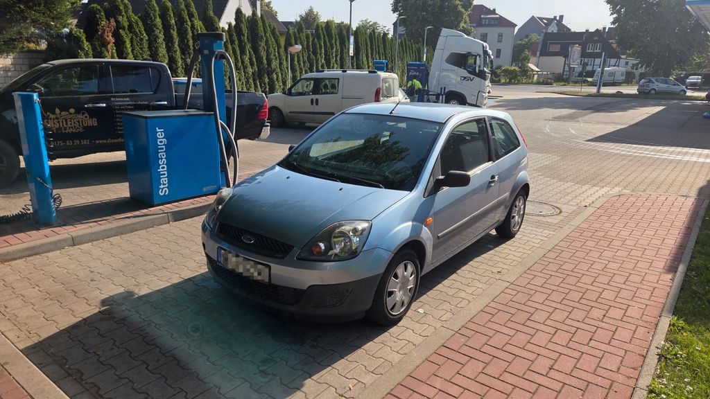 Ford Fiesta 125.000 km 1.790 &euro; Dortmund 44357