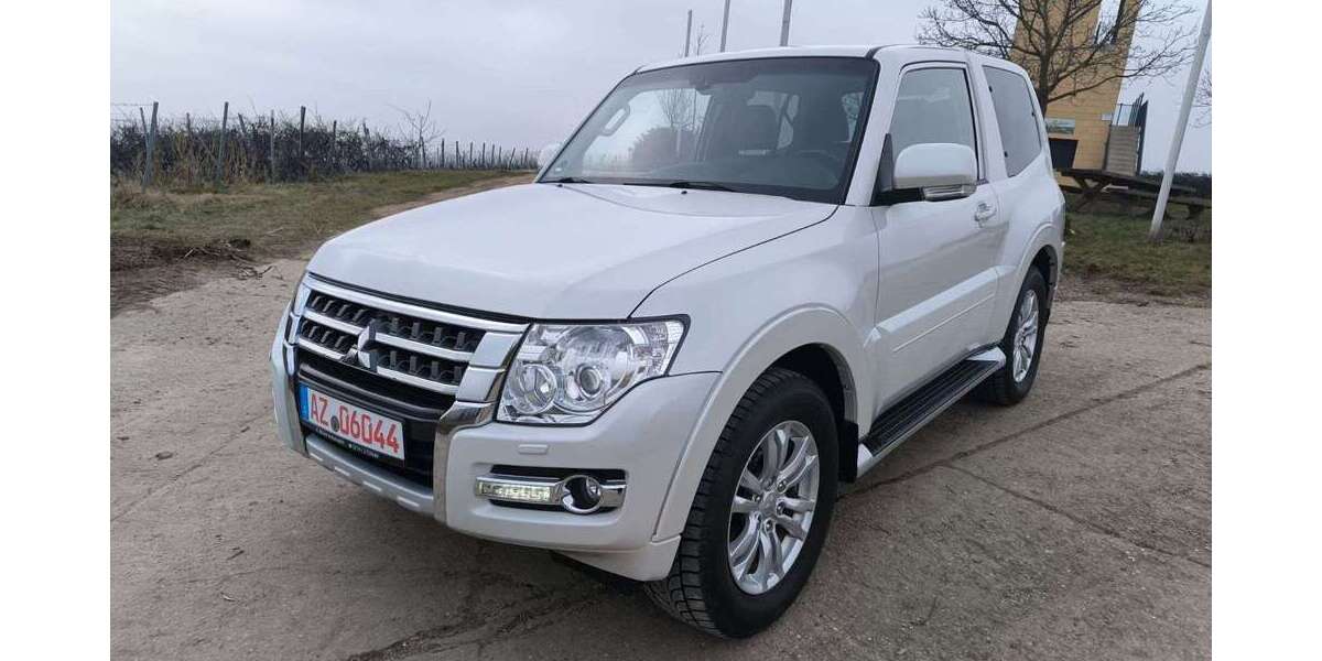 Mitsubishi Pajero 77.000 km 31.990 &euro; Wallertheim 55578