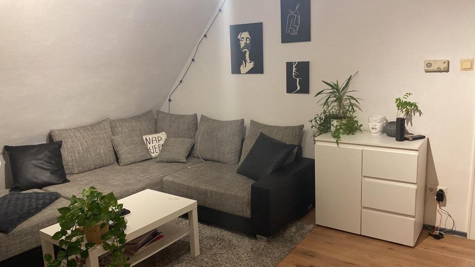 Dachgeschoßwohnung Regensburg Ganghofersiedlung - 3 Zimmer, 55 m&sup2;, 650&euro; | Angebot:25987689