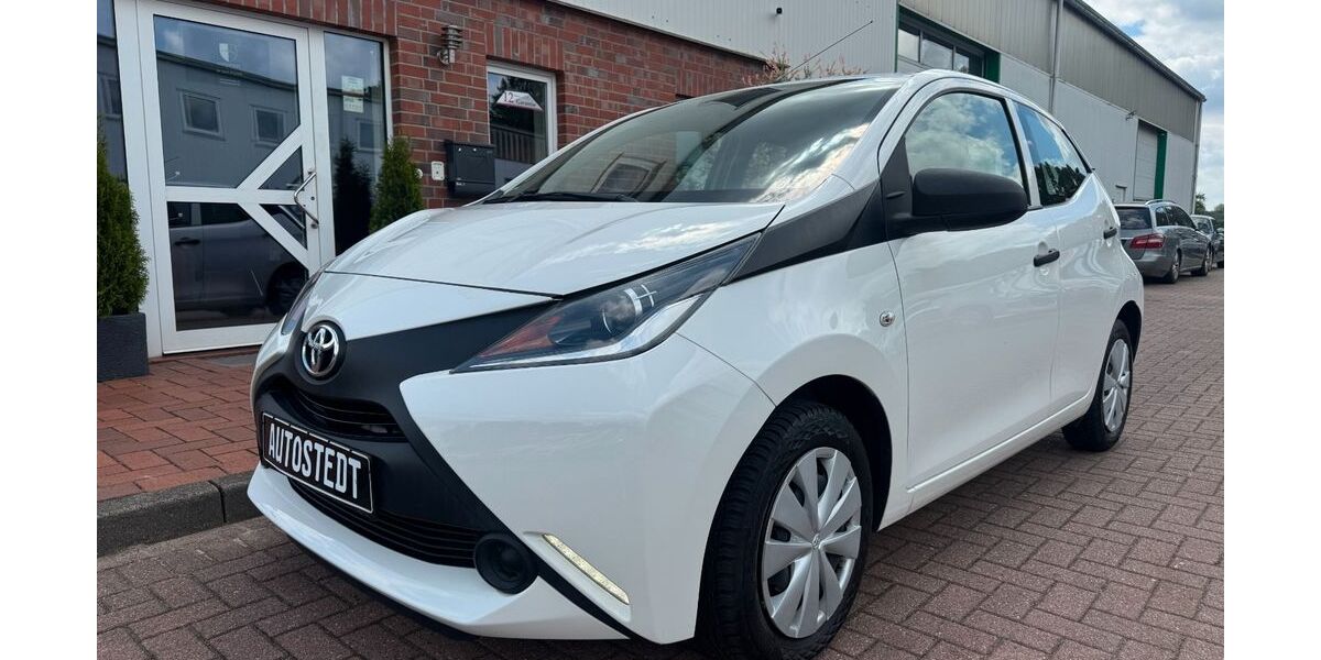 Toyota Aygo (X) 81.000 km 6.790 &euro; Hollenstedt 21279