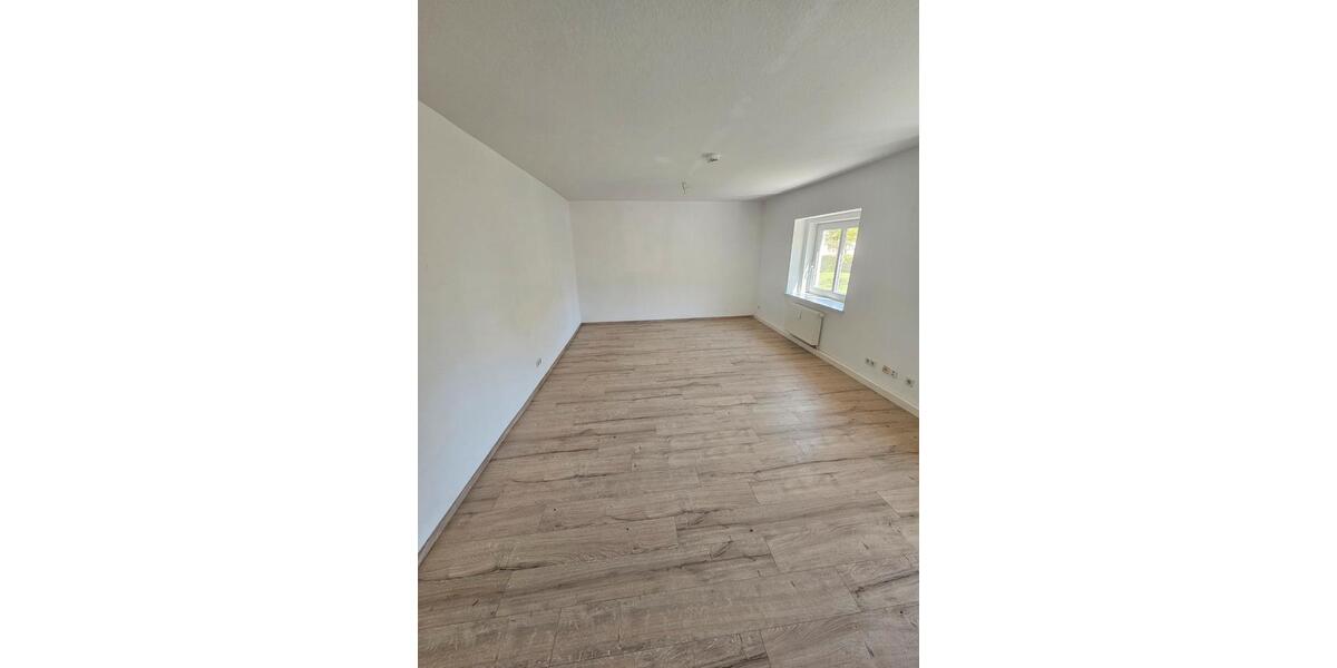 Erdgeschoßwohnung Altenburg - 2 Zimmer, 62 m&sup2;, 370&euro; | Angebot:26380938