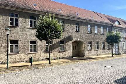 Haus zum Kaufen in Liebenwalde 349.000 € 779 m² - Haus Liebenwalde | Angebot:23989011