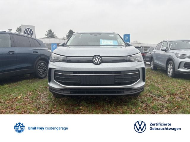 VW Tiguan 1.500 km 35.890 € Heide 25746