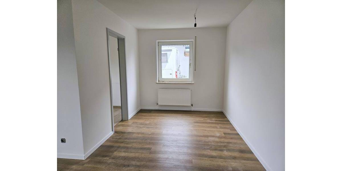 Etagenwohnung Bad Marienberg Eichenstruth - 4 Zimmer, 91 m&sup2;, 690&euro; | Angebot:26657505