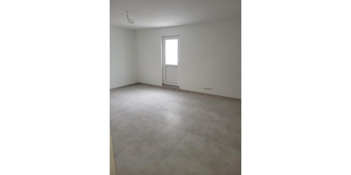 Doppelhaushälfte Simbach am Inn - 7 Zimmer, 150 m&sup2;, 2.050&euro; | Angebot:23404479