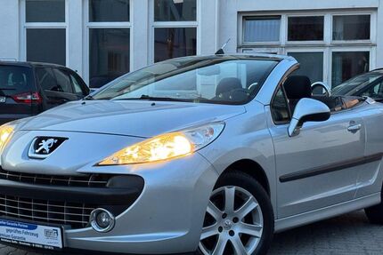 Peugeot 207 80.000 km 3.490 &euro; Hamburg 22041