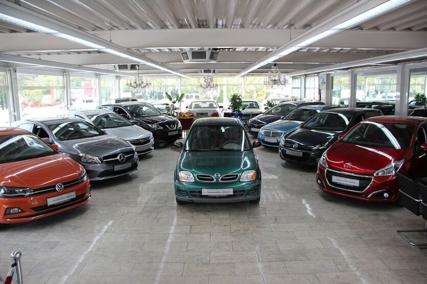 Nissan Micra 125.000 km 1.990 € Essen 45356