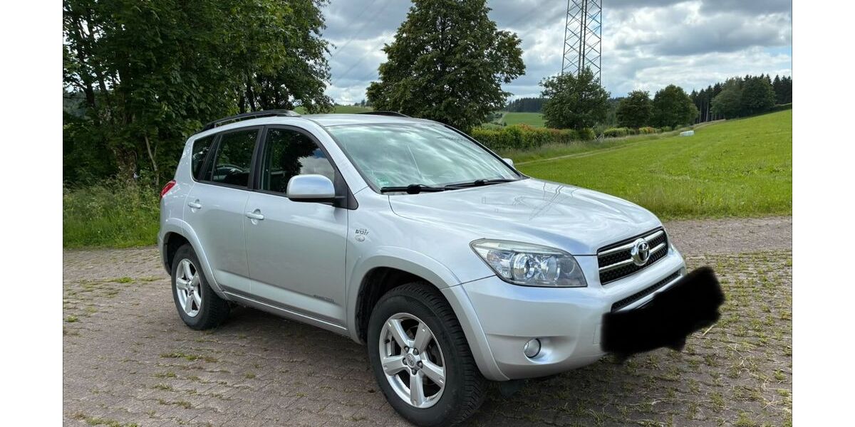 Toyota RAV 4 125.000 km 6.500 &euro; Weinsheim 54595