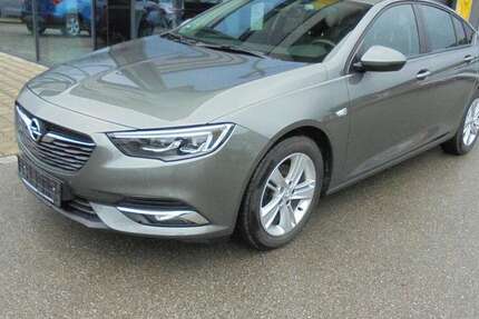 Opel Insignia 81.200 km 15.990 &euro; Petting 83367